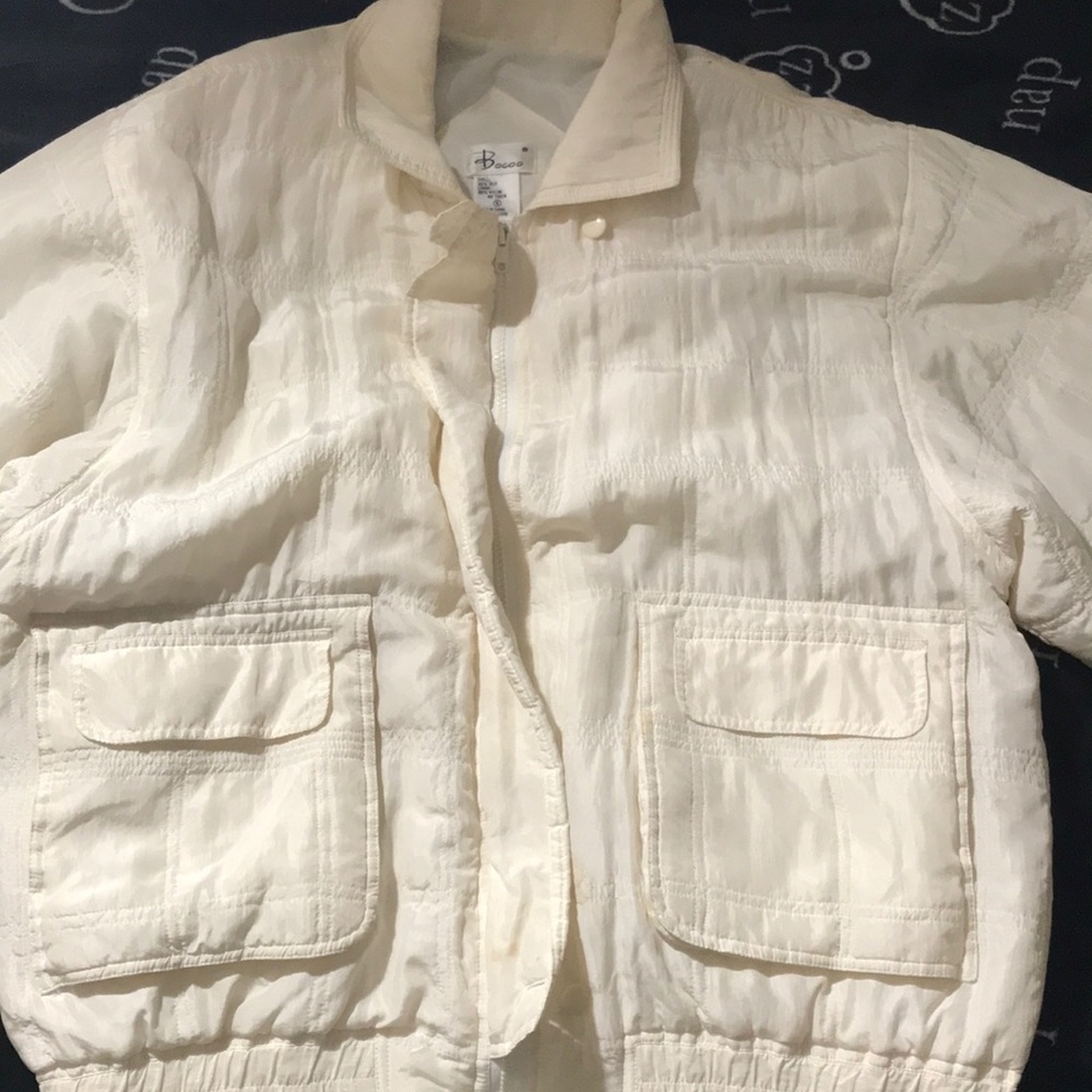 White silk jacket/coat